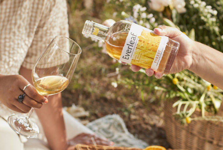 Zero-Proof Sophistication: Creating a Memorable Non-Alcoholic Evening with Everleaf Forest Non-Alcoholic Aperitif